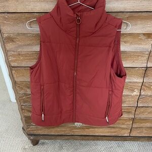 Gently Used Vuori Vest Sz Med